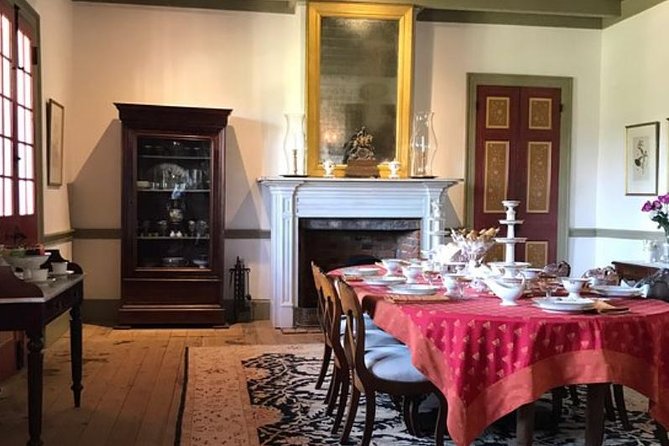 Oak Alley or Laura Plantation Tour from New Orleans - Price and value at about $69