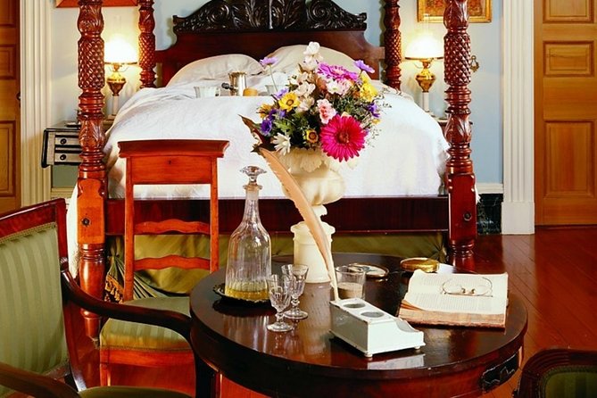 Oak Alley Plantation and Swamp Boat Tour from New Orleans - Barataria Swamp Boat Tour: Mossy Waterways and the Gator Odds