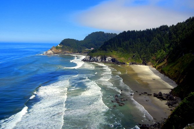 Oregon Coast Tour from Portland - Haystack Rock and Cannon Beach Lunch Time, With Tide Pools on Your Side