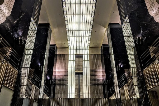 Original Chicago Architecture Interiors Tour: Dazzling Interiors - Stop 2: Downtown and the Loop, interior surprises that teach you to see