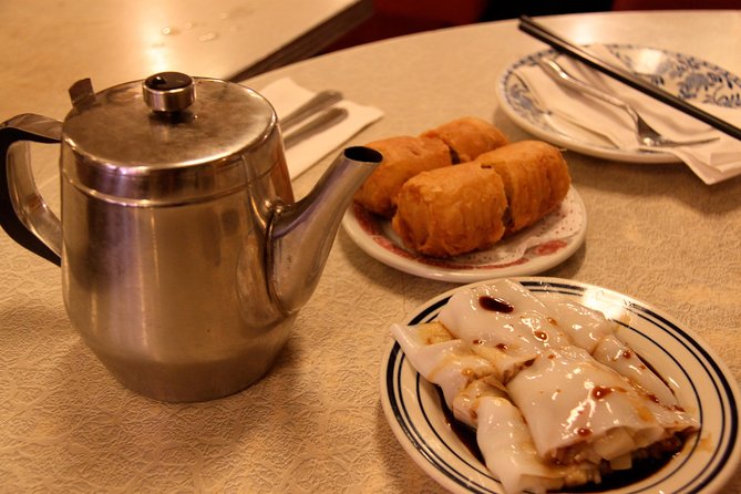 Original NYC Guided Food Tour of Chinatown and Little Italy - The seated Italian portion, plus wine or beer