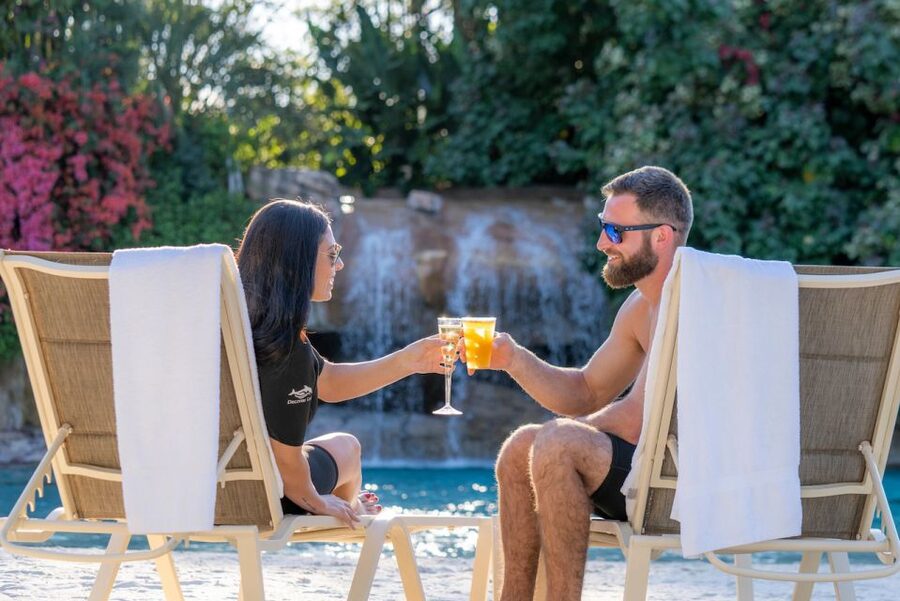Orlando: Discovery Cove Admission Ticket & Additional Parks - Your All-Inclusive Ticket: What You Do Not Have To Think About