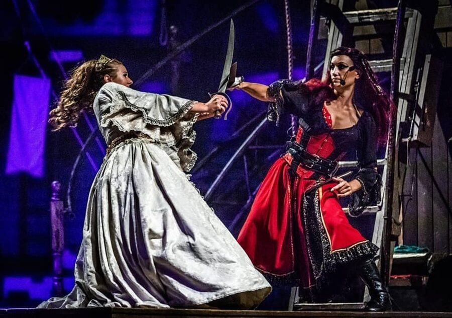 Orlando: Pirates Adventure Dinner Show with Drinks - Extras, Photo Packages, and the Gift Shop Loot Check