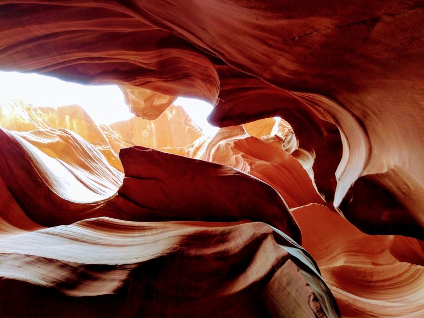 Page: Lower Antelope Canyon Entry and Navajo Guided Tour - Photo Rules That Shape The Experience (And How To Work With Them)