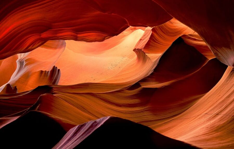 Page: Lower Antelope Canyon Ticket and Guided Hiking Tour - Lower Antelope Canyon and its famous light-beam moments