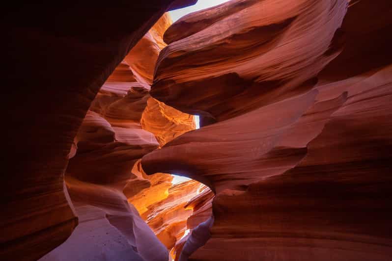 Page: Lower Antelope Canyon Walking Tour with Navajo Guide - Photo Stops, Phone Settings, and When to Look Up