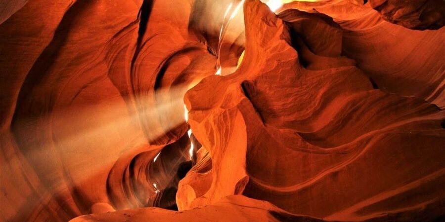 Page: Upper Antelope Canyon Prime Time Entry & Navajo Guide. - Prime time vs regular entry, and how timing affects your plan