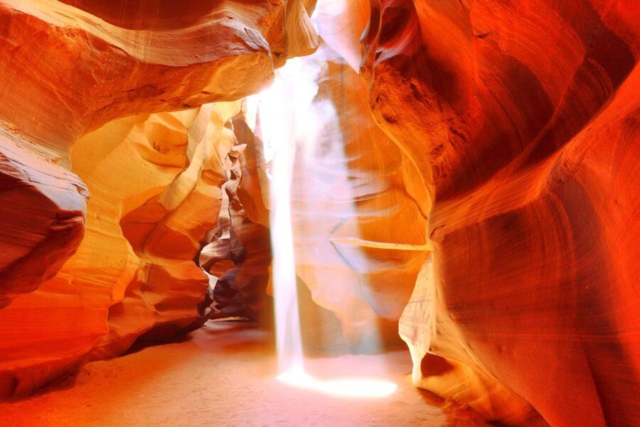 Page: Upper Antelope Canyon Prime Time Entry & Navajo Guide. - Photography inside the slot canyon: phone tips and guide-taken shots