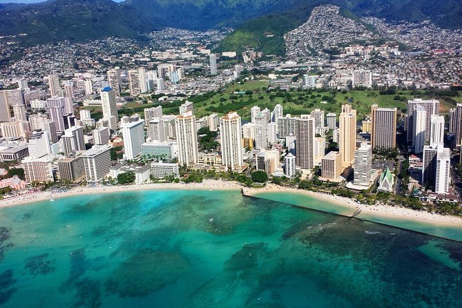 Parasailing Experience in Waikiki, HI - Price and Fees: Is $44 Worth It?