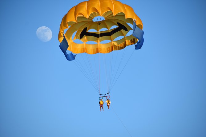 Parasailing with Miami Watersports - Photos and optional add-ons: when extra spend actually feels worth it