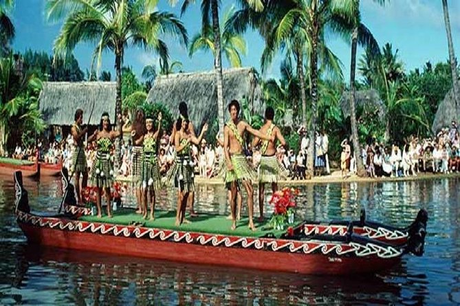 Pearl Harbor, Dole Plantation, and Polynesian Center from Waikiki - From Waikiki to Pearl Harbor: a morning built for focus