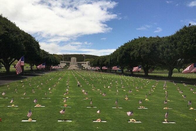 Pearl Harbor, USS Arizona Memorial & Honolulu City Tour - Should you book this Pearl Harbor and Honolulu coach tour?