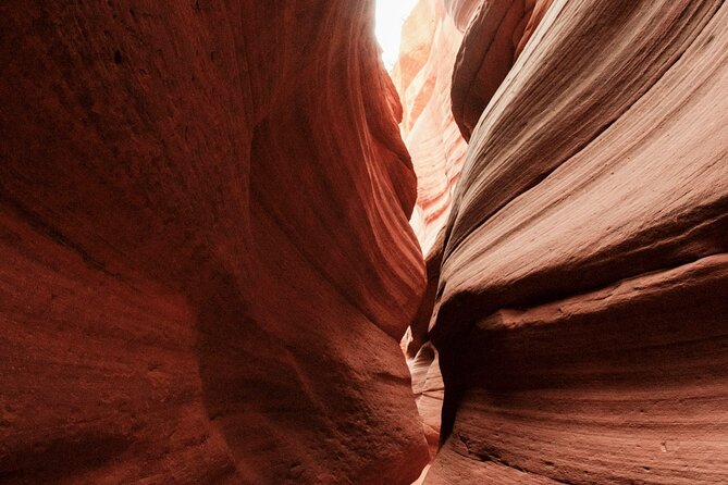 Peekaboo Slot Canyon UTV and Hiking Adventure - Stop 1: walking Peek-A-Boo Slot Canyon, 40 minutes of WOW
