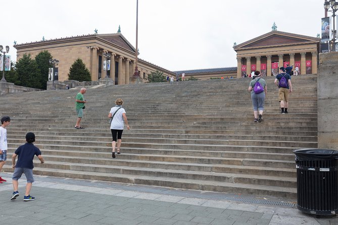 Philadelphia and Amish Country, 1-Day Tour from NYC - Comfort, group size, and the multilingual setup