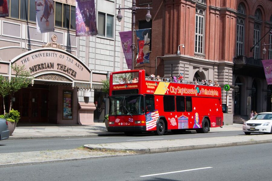 Philadelphia: Double-Decker Hop-on Hop-off Sightseeing Tour - How the hop-on hop-off system really works (and why timing matters)