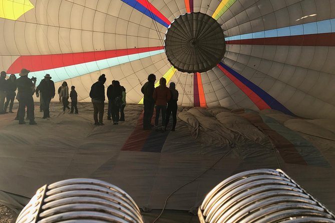 Phoenix area Hot Air Balloon Ride on the Largest Balloon in USA - The sunrise flight: what you actually feel at takeoff
