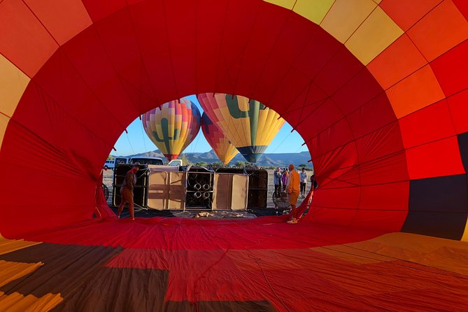 Phoenix area Hot Air Balloon Ride on the Largest Balloon in USA - Boarding and the 45-minute flight: basket comfort and photo odds