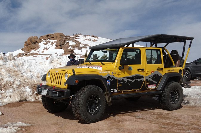 Pikes Peak and Garden of the Gods Jeep Tour - Summit Weather, Blankets, and What to Wear on a Windy Top