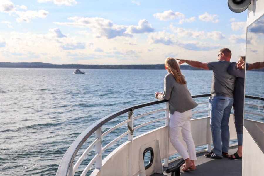 Portland: Best of Maine Lighthouse Scenic Cruise - Comfort on a Moving Boat: Seating, Warmth, and Motion Sickness Tips