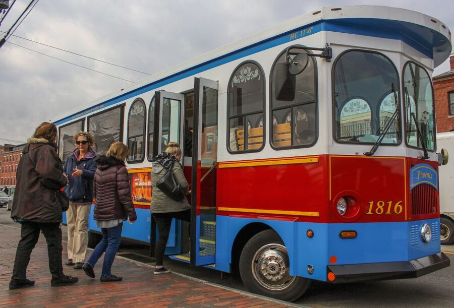 Portland: Trolley City Tour with Portland Head Light Stop - Cape Elizabeth and Fort Williams Park: how to use your 30 minutes