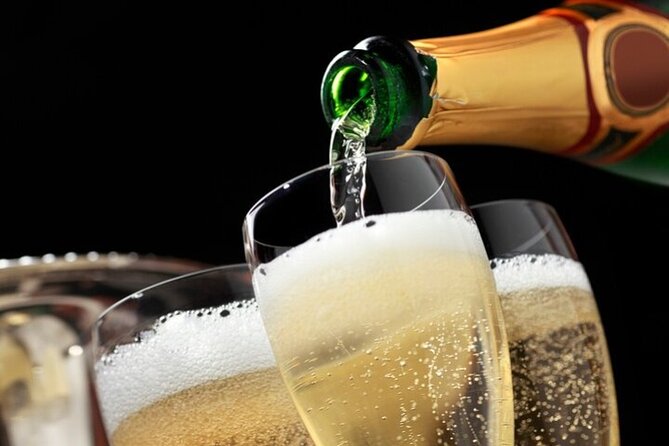 Private Arrival Transfer: From LAS Airport by SUV or Luxury Limo - Champagne, Water, and Those Little Comfort Details That Matter