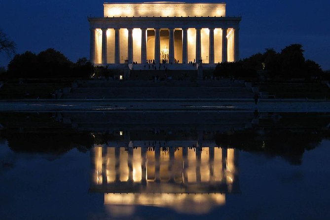 Private Night-Time Monuments Tour of DC for up to 10 Guests - Pickup at 7:30 pm and a comfortable ride you can actually enjoy
