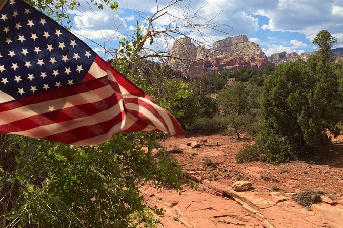 PRIVATE Sedona Jeep Tour Diamondback Gulch Extreme Off-Road - The Ride to the Trail: Historic Sedona Meets Real Desert