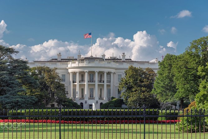 Private Washington DC City Tour - Drive-by power stops: Air and Space, the Pentagon area, and Jefferson Memorial