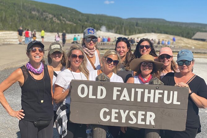 Private Yellowstone Tour: ICONIC Sites, Wildlife, Family Friendly Hikes + lunch - Guides and what they tend to get right