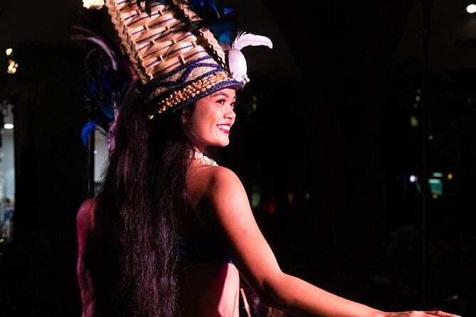 Queens Waikiki Luau with Dinner Buffet and Cultural Activities - Dinner buffet basics, what to expect from Hawaiian-style food