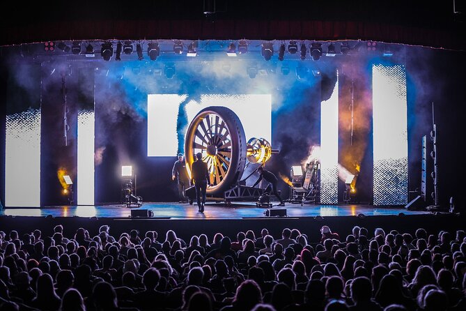 Reza Edge of Illusion Show in Branson - Audience participation: how it changes what you see
