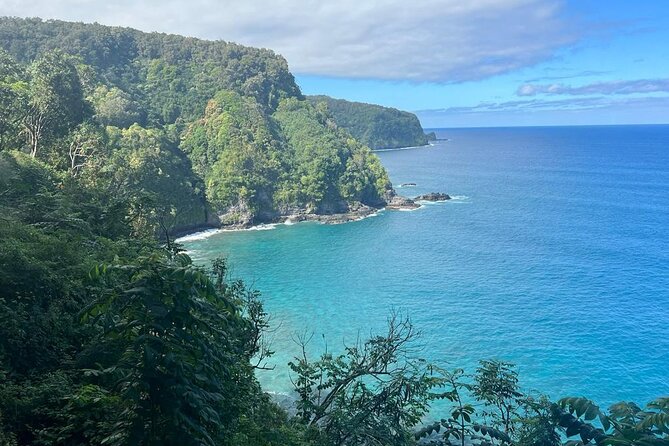 Road To Hana Black Sand Beach Waterfalls & Turtles Tour - Stop 3: Wai’anapanapa State Park, black sand beach time that matters