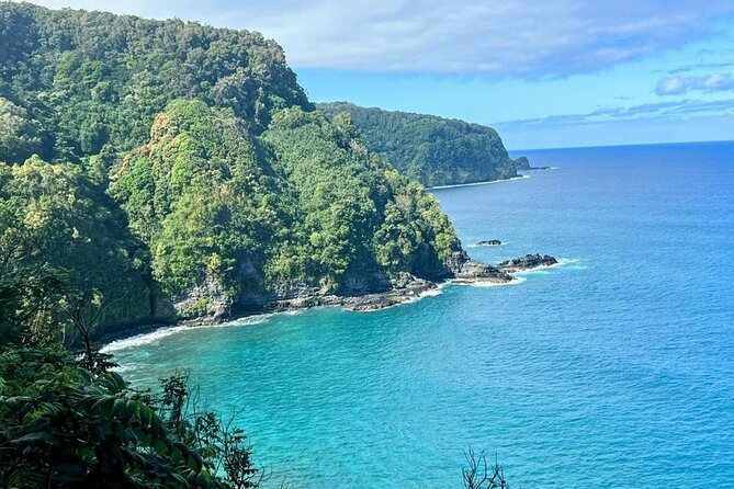 Road To Hana Black Sand Beach Waterfalls & Turtles Tour - Why time on the beach can feel short even when it is scheduled well