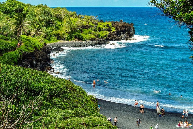 Road to Hana Tour with Lunch and Pickup - Pua‘a Ka‘a State Park: freshwater waterfall swim, with the right expectations