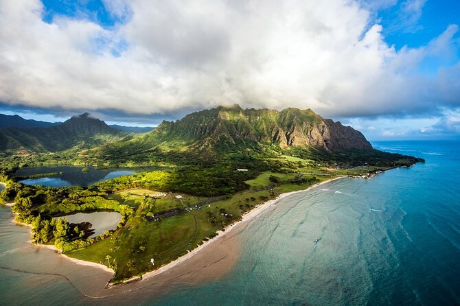 Royal Crown of Oahu - 60 Min Helicopter Tour - Doors Off or On - Windward Coast views: Ko’olau Range, Lanikai, and Kāne‘ohe Bay
