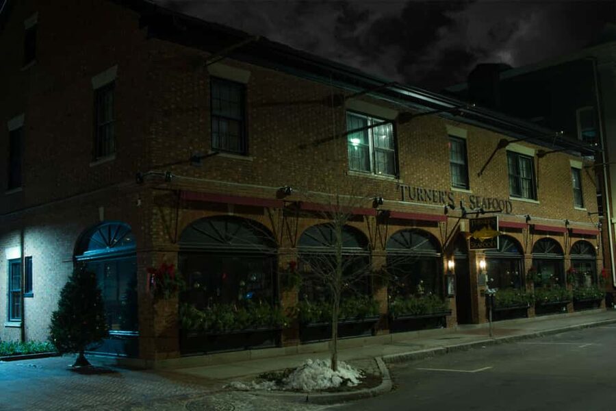 Salem: Boos and Brews Haunted Pub Crawl - Key highlights you should know