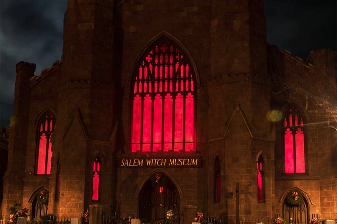 Salem Ghost Tour: Witches & Wicked Whispers - Final Stop at Wicked Good Books, plus what makes this ending work