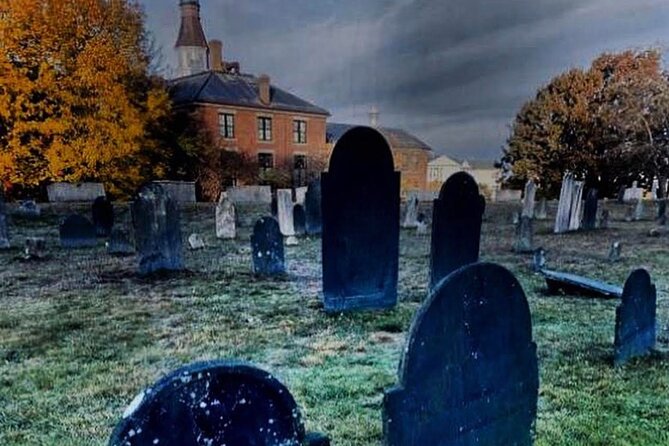 Salem's Best Ghost Tour - Is it scary or mostly history?