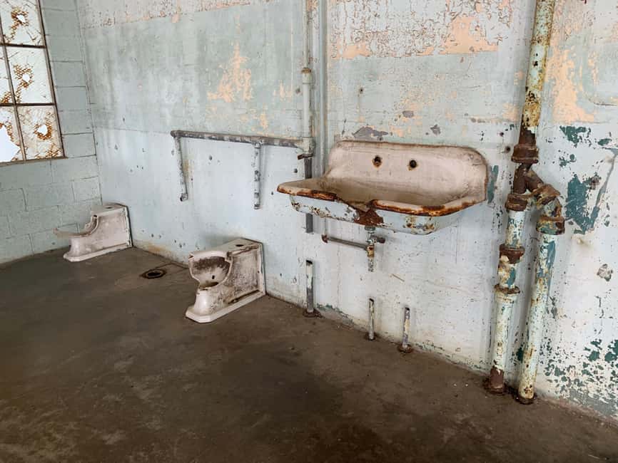 San Francisco: Alcatraz, Ferry & Audio Tour w/ Night Option - Night option: what actually changes after dark