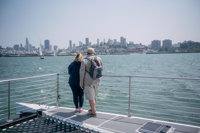 San Francisco Bay Sailing Cruise - Golden Gate Bridge under sail: the photo moment that actually moves