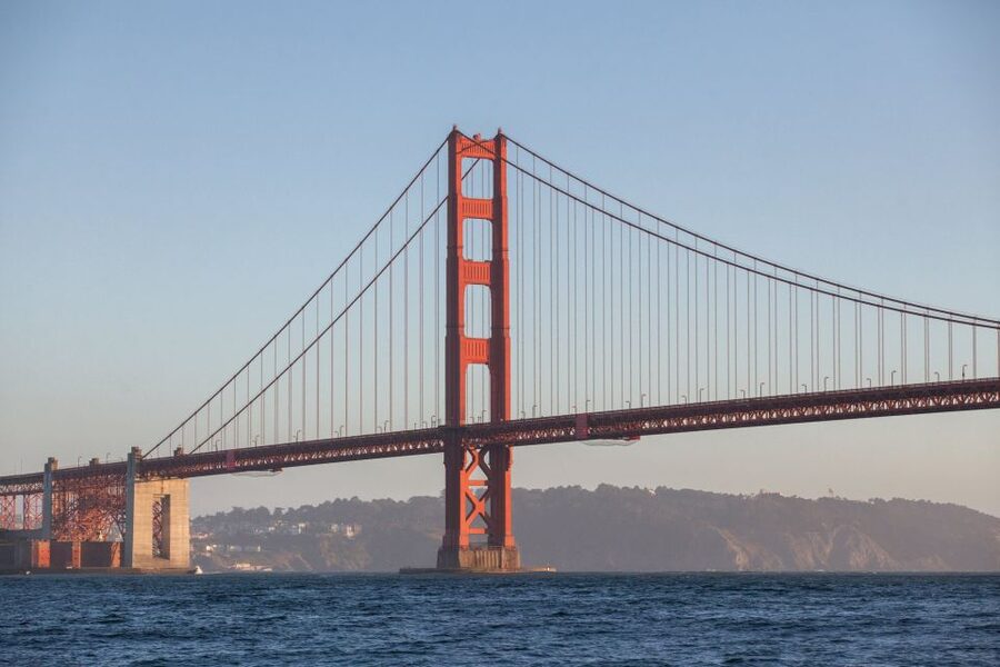 San Francisco Bay Sunset Cruise by Luxury Catamaran - Sailing Under the Golden Gate Bridge: Where the Photos Actually Work
