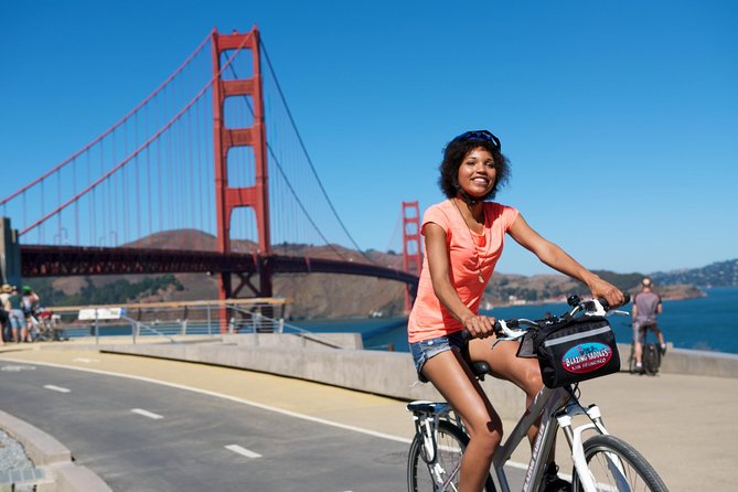 San Francisco Golden Gate Bridge Bike or Electric Bike Rental - Getting set up at 2715 Hyde St: gear that actually helps