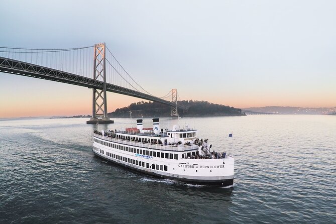 San Francisco Premier Dinner Dance Cruise - A dinner cruise that actually feels like an evening plan