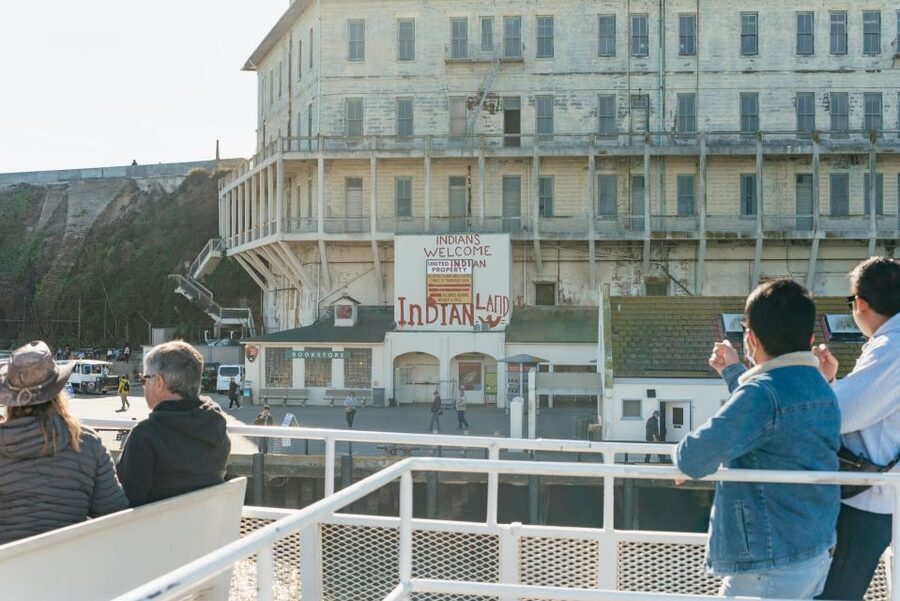 San Francisco: Skip-the-Line Escape from The Rock Bay Cruise - Onboard comfort: where to stand and what to wear