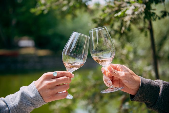 San Francisco Super Saver: Muir Woods & Wine Country w/ optional Gourmet Lunch - San Francisco Pickup and the Early Golden Gate Start