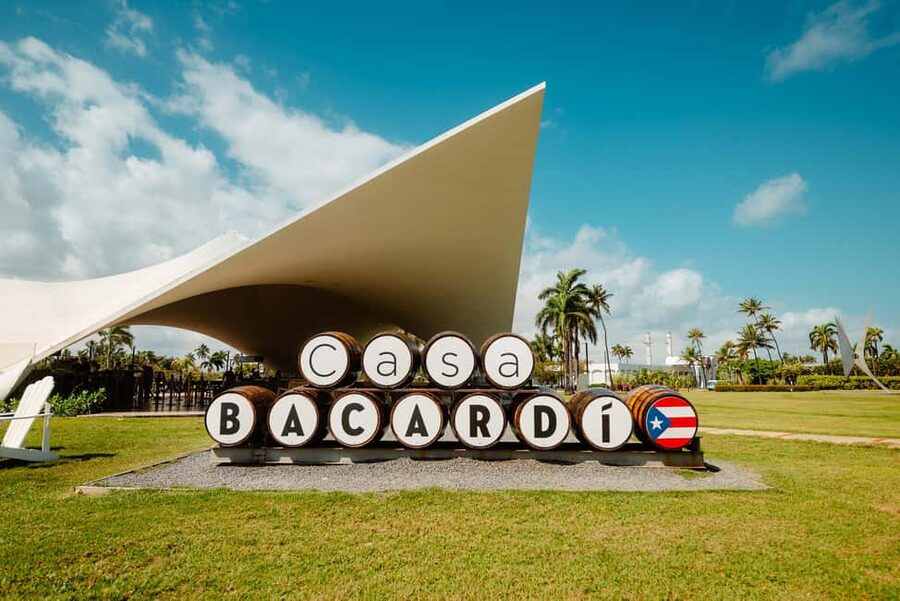 San Juan: Casa Bacardi Distillery Tour - Rum Tasting Tour: the lesson that makes each pour make sense