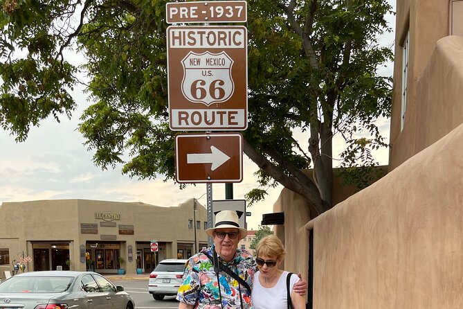 Santa Fe Ultimate History Walking Tour - San Miguel Chapel and the old-church center of town