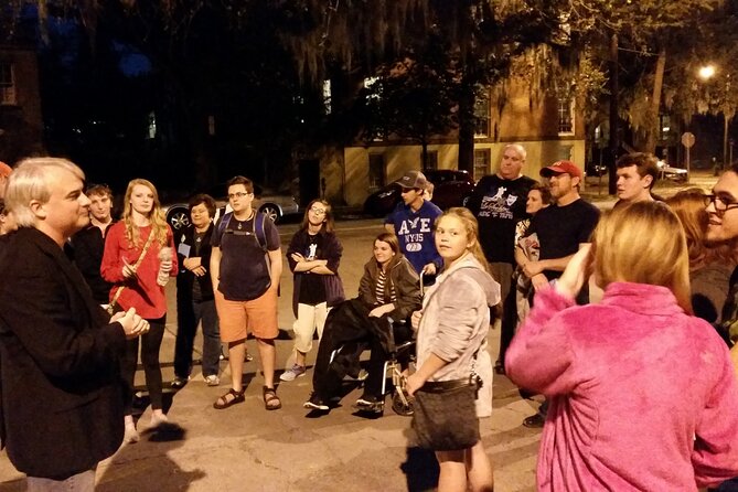 Savannah Ghost Tour with the Guy in the Kilt + Bar Stops - When the Tour Feels Great vs When It Doesn’t