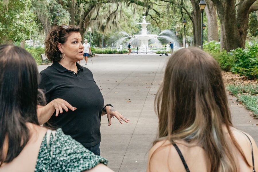 Savannah: Ghosts, Asylums, Voodoo, and Horror Walking Tour - Guides, Psychic-Style Reading, and Why Nathan Keeps Showing Up in Reviews