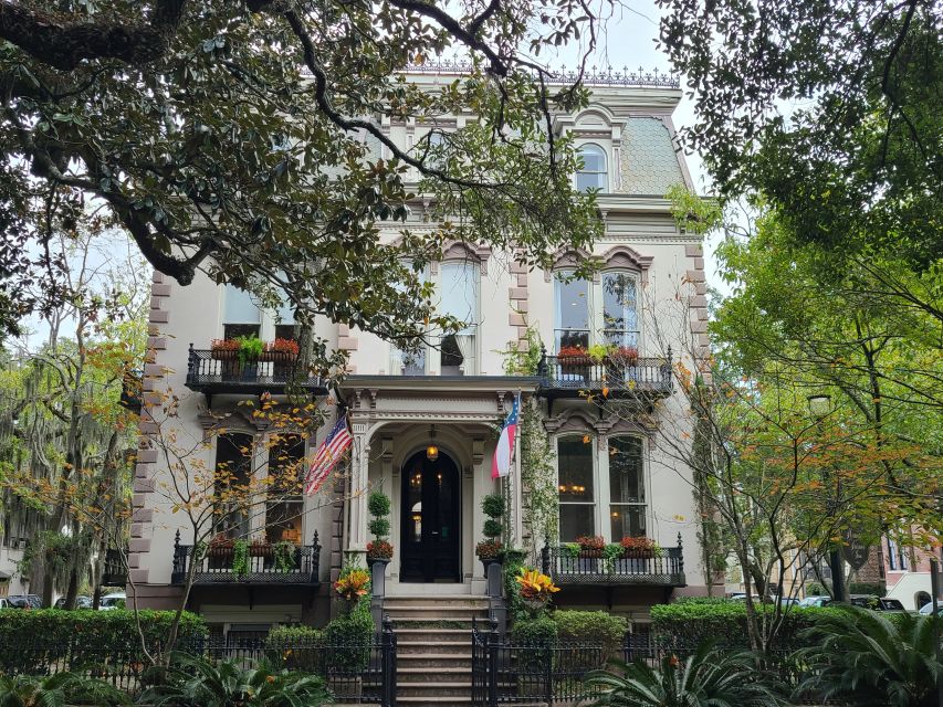 Savannah: Old Town Hop-On Hop-Off Trolley Tour - Key takeaways before you board